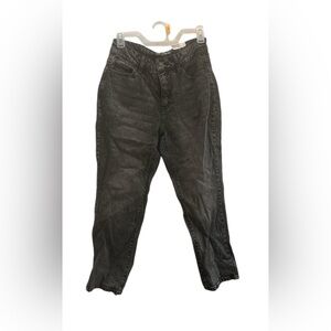 Time and Tru Straight Crop Jeans